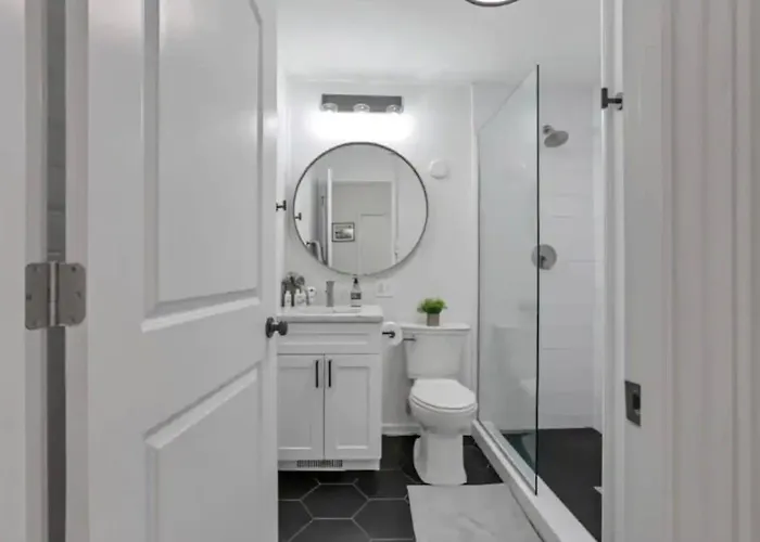 Housepitality - The Short North Sanctuary Apartment *