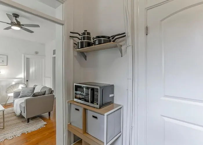 Apartment Housepitality - The Short North Sanctuary *