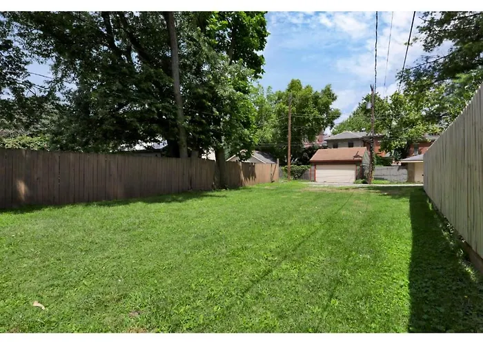 Housepitality - The Short North Sanctuary
