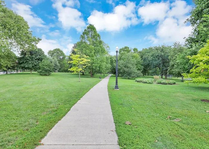 Housepitality - The Short North Sanctuary *